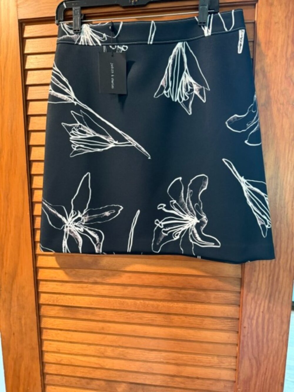 Judith & Charles Skirt